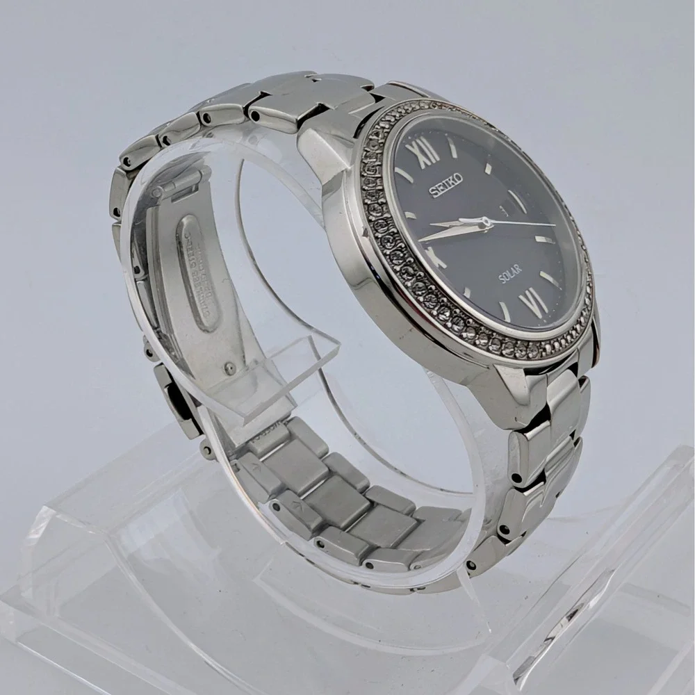 Seiko Recraft Solar V137-0BS0 Swarovski Crystal Bezel Sapphire Black Dial Watch